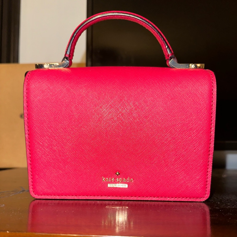 KATE SPADE RED PURSE - WITH STRAP